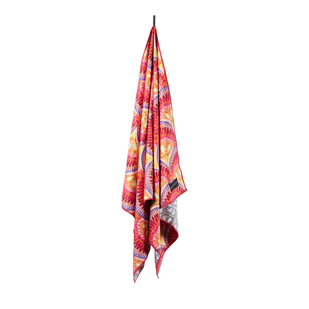 BEACH TOWEL - PINK CHAMPAGNE