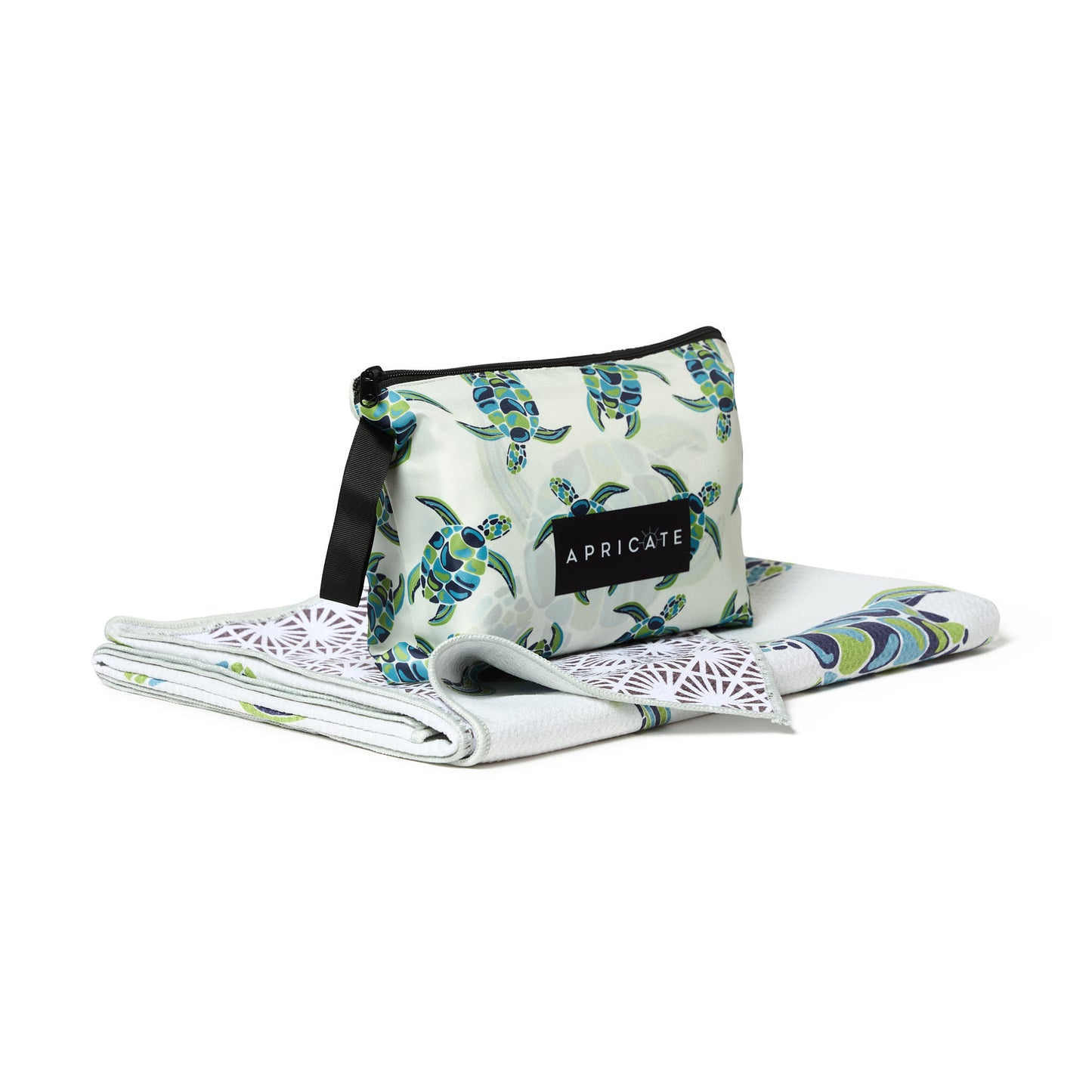 BEACH TOWEL - GREEN TURTLE