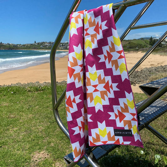 Oversized Beach Towels | Best Beach Towels | Apricate